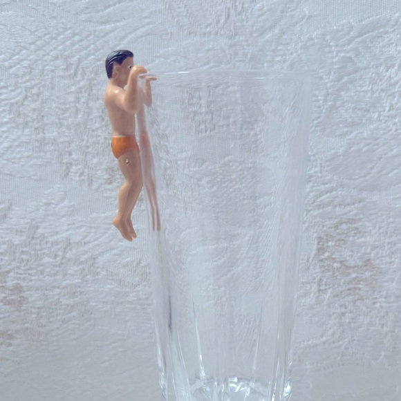 Drinking Buddies Drink Markers, Wine Glass Charms for Parties - Picture 4 of 4